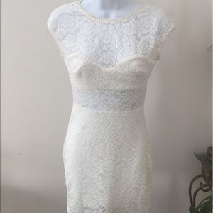 Mystic Little off white dress,Size XS Mini